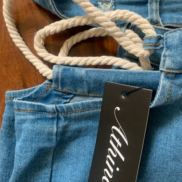 🔥HOST PICK🔥Womens Denim jean set - Picture 5 of 8